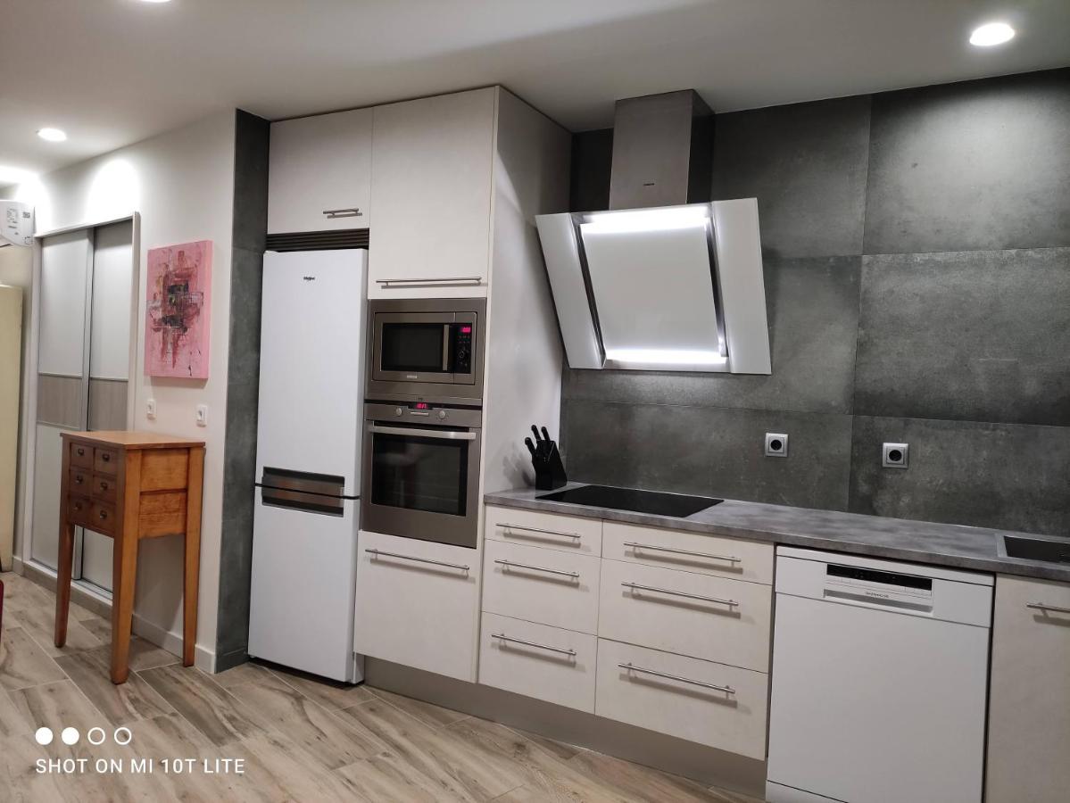 Casa Del Carmen I - Parking Incluido Apartment Tudela Bagian luar foto